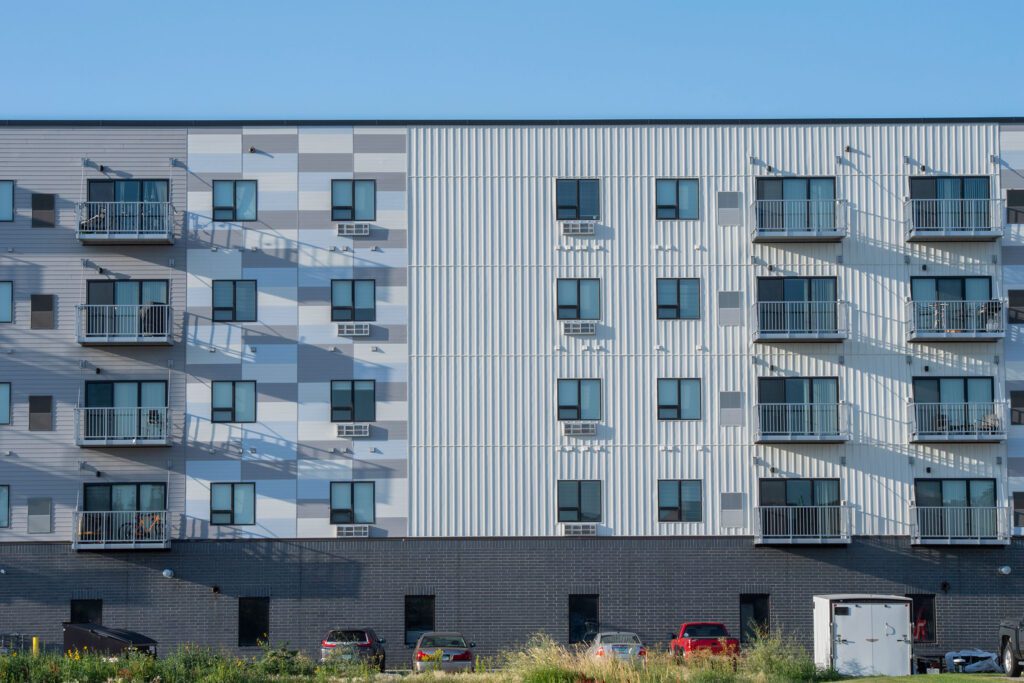 NorthernLts_Apt_8137